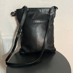 Margot genuine leather crossbody
